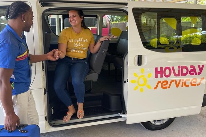 MontegoBay Airport to Ocho Rios: One way/Round Trip cheap Shuttle - A low-cost way to leave Montego Bay Airport
