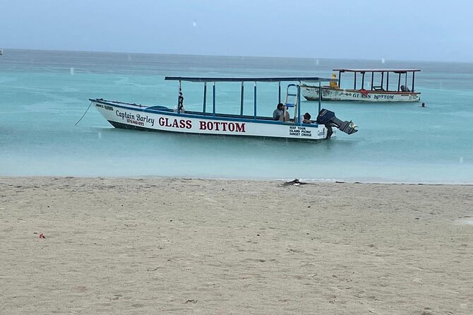 Negril and Ricks Cafe Sunset Tour with Boat Ride and Snorkeling - What the beach stop feels like in practice