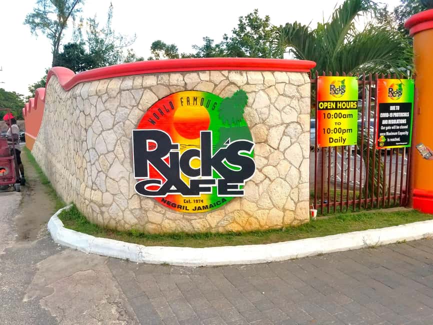 Negril Beach Experience & Rick's Cafe from Montego Bay - From Montego Bay to Negril along Jamaica’s North Coast
