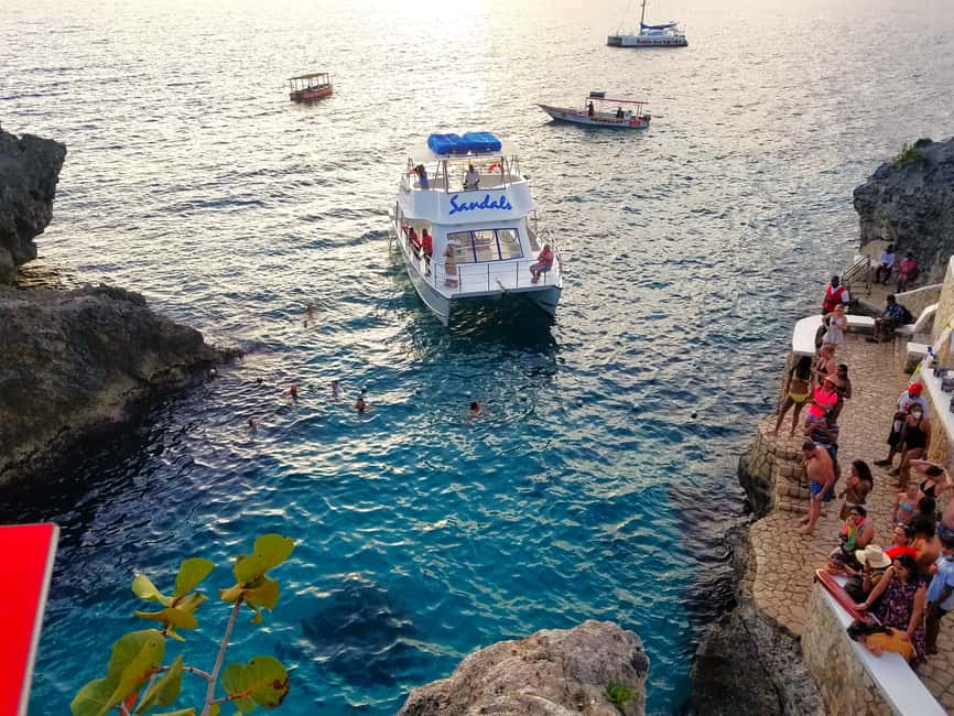 Negril Beach Experience & Rick's Cafe from Montego Bay - Seven miles of sand, water, and open time