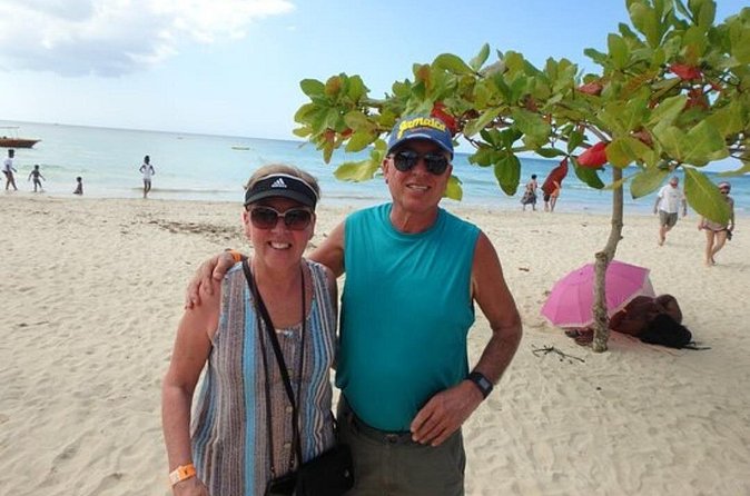 Negril Beach & Rick's Cafe Tour - Rick’s Cafe adds a different kind of stop
