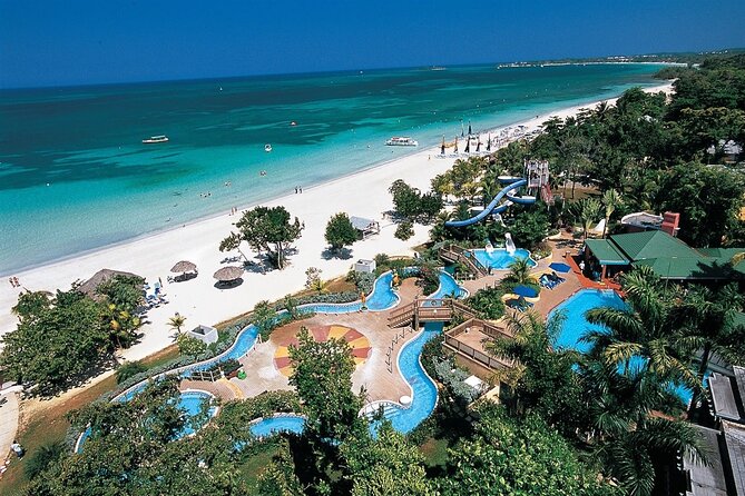 Negril Hotels Private Airport Transfer - A chance to hear about Jamaica on the road