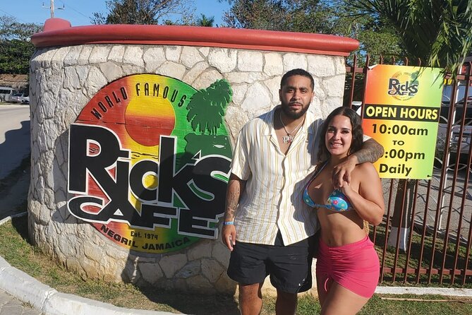 Negril, Seven Mile Beach, Rick's Cafe Private Day Tour - Two hours on Seven Mile Beach