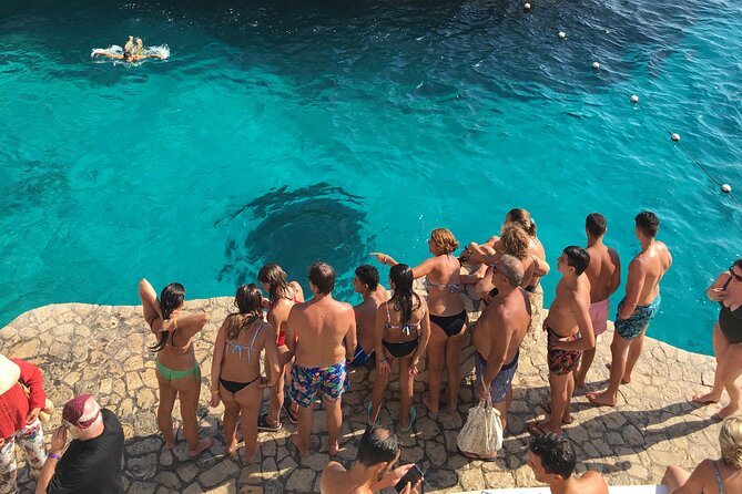 Negril Seven Miles Beach, Snorkeling, Boat Ride, Ricks Cafe Combo - From Montego Bay to Negril with a local guide