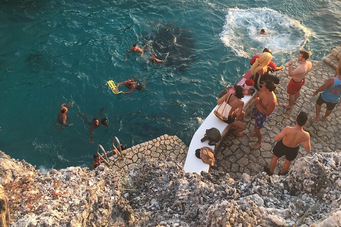 Negril Seven Miles Beach, Snorkeling, Boat Ride, Ricks Cafe Combo - What the $200 price really covers