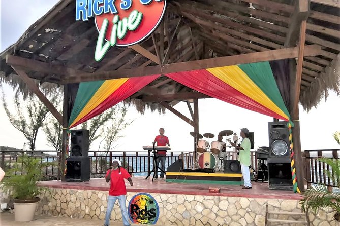 Negril Sunset Trip to Rick's Cafe from Montego Bay and Grand Palladium - Who should book this Negril outing
