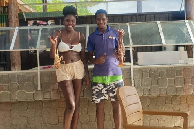 Negrils Seven Miles Beach, Rick's cafe and Parasailing Tour. - What the $180 price buys you