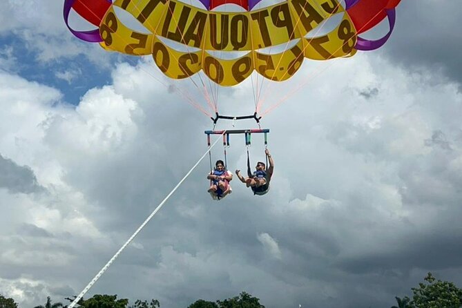 Negrils Seven Miles Beach, Rick's cafe and Parasailing Tour. - Who should book this experience?