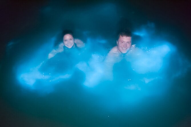 Night Tour-Luminating Blue Lagoon Waters - Who Will Enjoy This One-Hour Outing