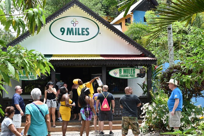 Nightlife in Montego Bay| Lounge 27/27, , Pier 1 - Safety, comfort, and the private format