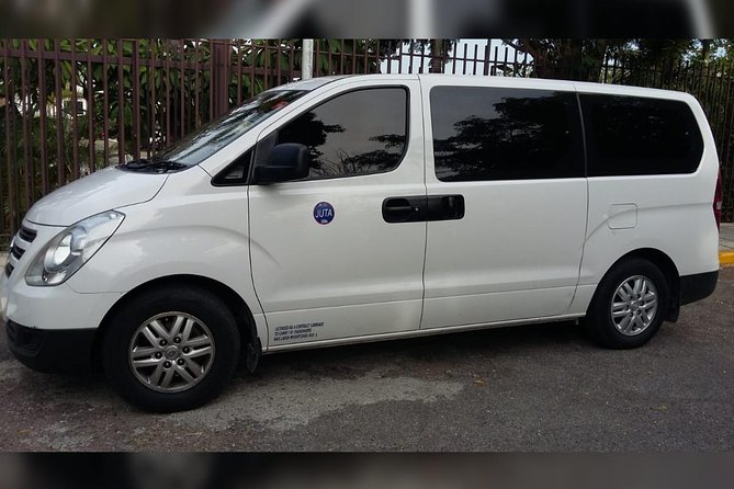 Norman Manley Airport to New Kingston - What the New Kingston ride is like