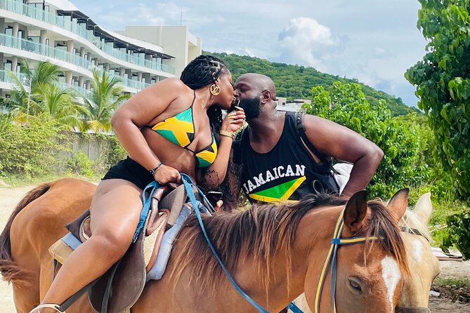 OCEAN HORSE-BACK RIDING & BAMBOO RAFTING + Limestone MASSAGE - Two Jamaican pleasures in one four-hour outing