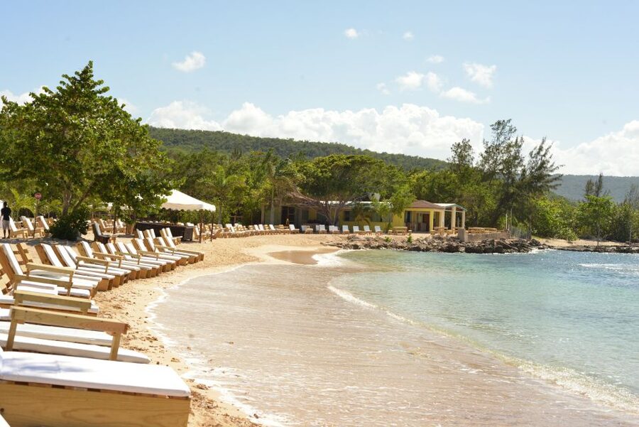 Ocho Rios: Bamboo Beach Club VIP Pass with Lunch and Drinks - Practical packing and timing advice