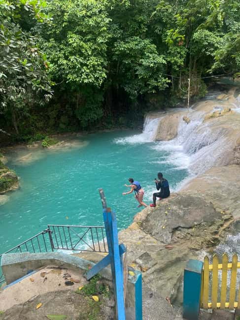 Ocho Rios : Blue Hole and Sightseeing Tour - Why the guide makes a real difference