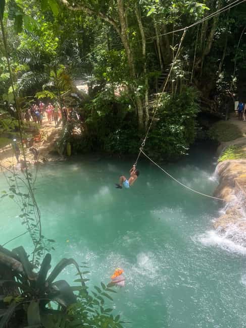 Ocho Rios : Blue Hole and Sightseeing Tour - Lunch and shopping in Ocho Rios