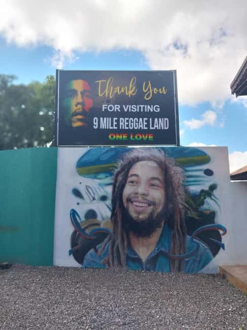 Ocho Rios: Bob Marley's Birthplace Nine Mile Reggae Tour - Entering Bob Marley’s childhood world
