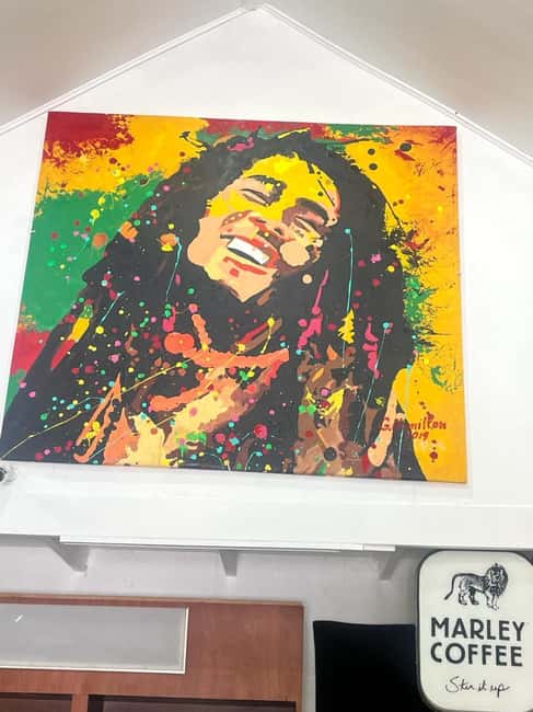 Ocho Rios: Bob Marley's Birthplace Nine Mile Reggae Tour - The mausoleum and Marley’s final resting place
