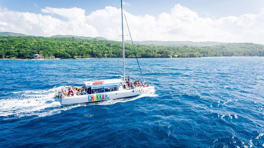 Ocho Rios: Catamaran Sail & Snorkel + Dunn's River Climb - Key points for your Ocho Rios day