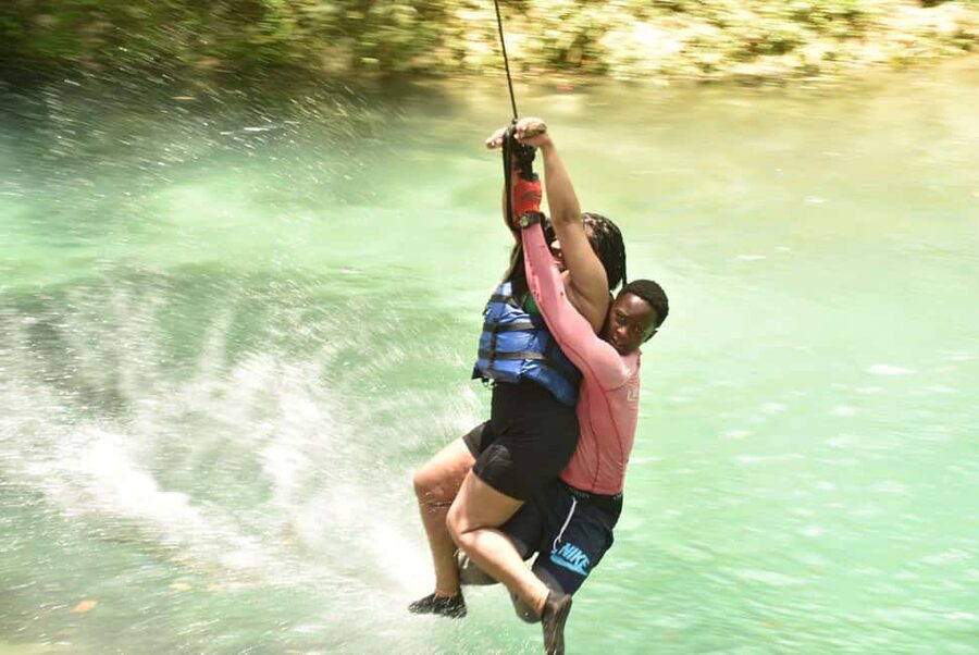 Ocho Rios: Dunn's River Falls and Blue Hole Combo Tour - Key points to know before you book