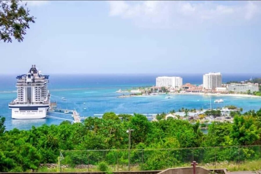 Ocho Rios: Guided Sightseeing Tour - Viewpoints over the Caribbean Sea and Ocho Rios