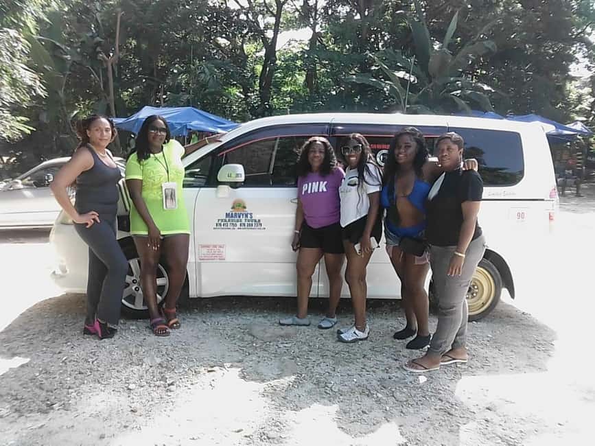 Ocho Rios: Horseback Riding in the Ocean and Bamboo Rafting - What to bring and what to clarify