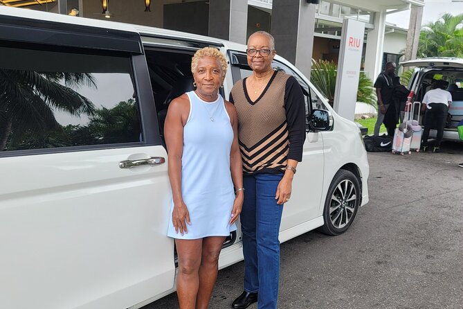 One way Private transfer from Airport to Resorts - Booking details worth knowing before you go