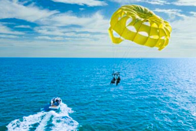 Parasailing above Turquoise Ocean Waters in Montego Bay - The flight itself, short and scenic