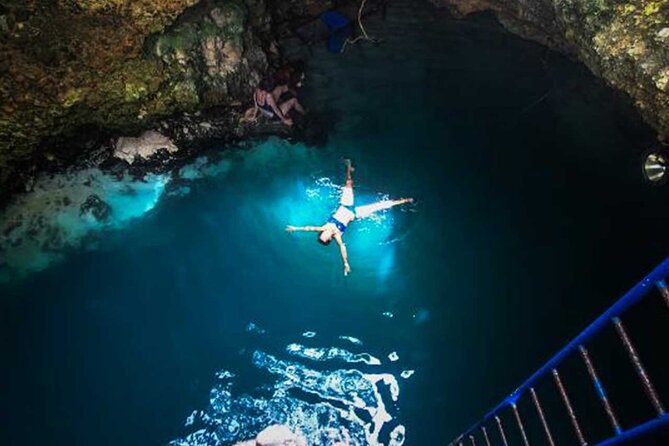 Parasailing, Blue Hole Mineral Spring, Seven Mile Beach - Making time for swimming and snorkeling