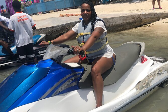 Parasailing & Jetski Water Activities in Montego Bay - Who will enjoy this most