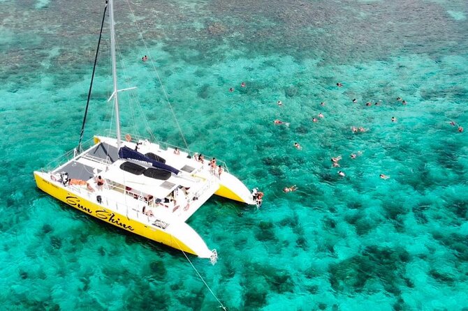 Party Catamaran: OpenBar, Music, Negril Beach, Caves, Snorkeling - A long ride to Negril, then straight to the beach