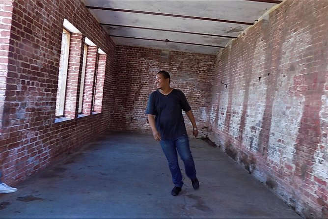 Port Royal Heritage & Sightseeing Tour from Kingston - Seeing Present-Day Port Royal