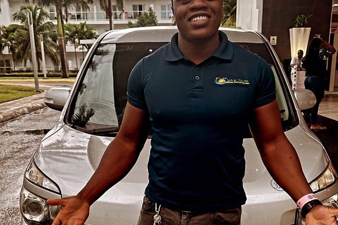 Private Airport Pickup and drop off in Jamaica - Using the service for your departure