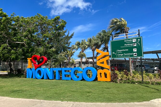 Private Airport Transfer Montego Bay hotels and Falmouth Hotels - What the arrival process feels like