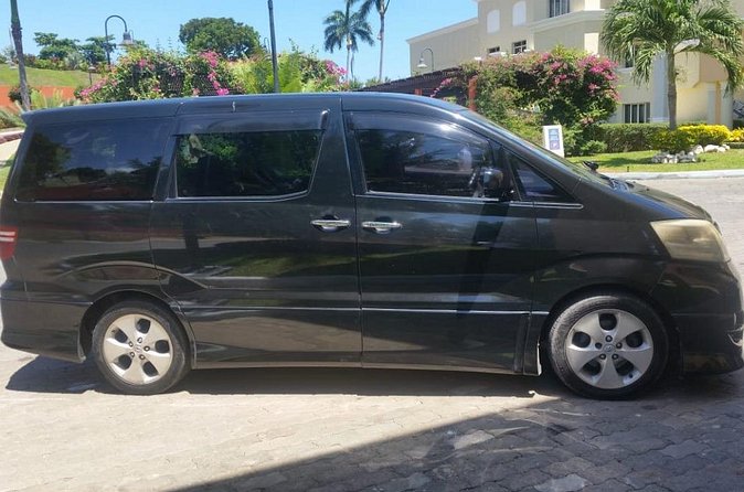 Private Airport Transfer to Bahia Principe Grand Jamaica - Who will get the most value