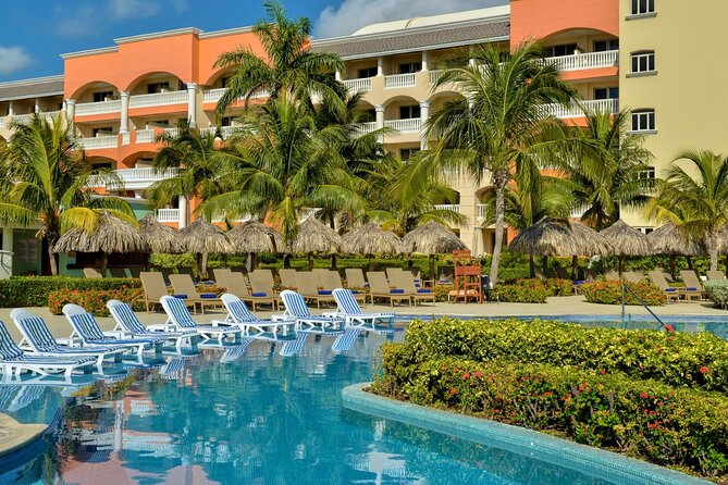 Private Airport Transfer to Iberostar Rose Hall Resort - Meeting your driver after landing