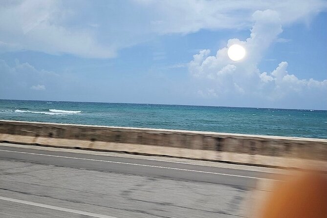 Private airport transfer to negril resorts arrival/departure - Flexible stops for food, photos, and a break