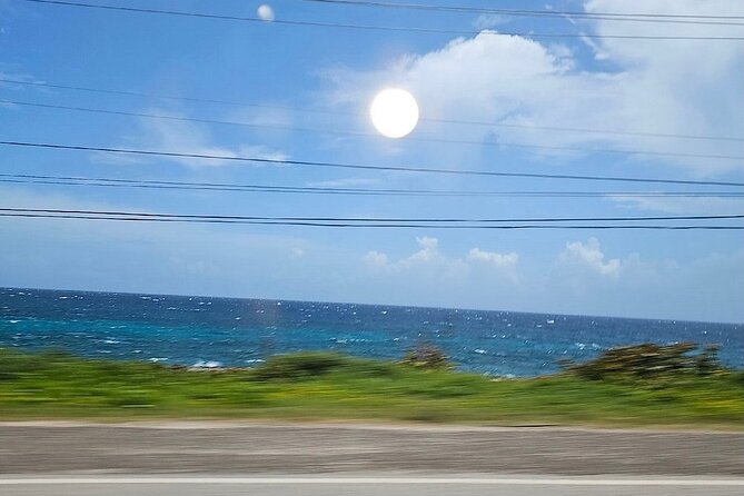 Private airport transfer to negril resorts arrival/departure - Drivers who make the ride personal