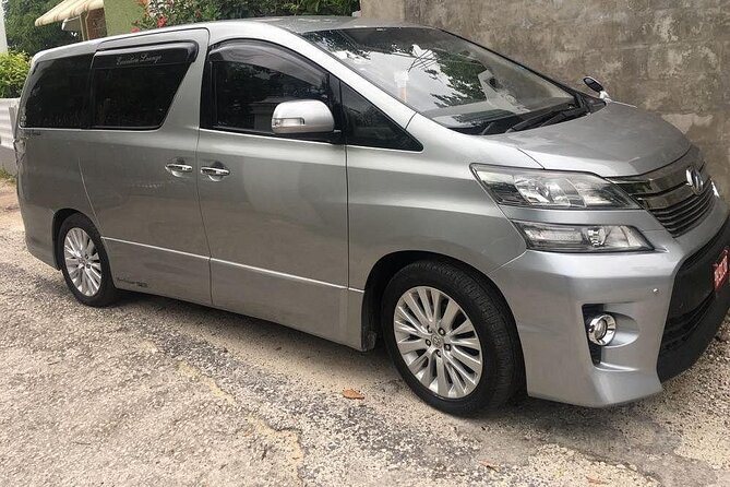 Private Airport Transfers from Montego Bay - Why Flight Tracking Matters