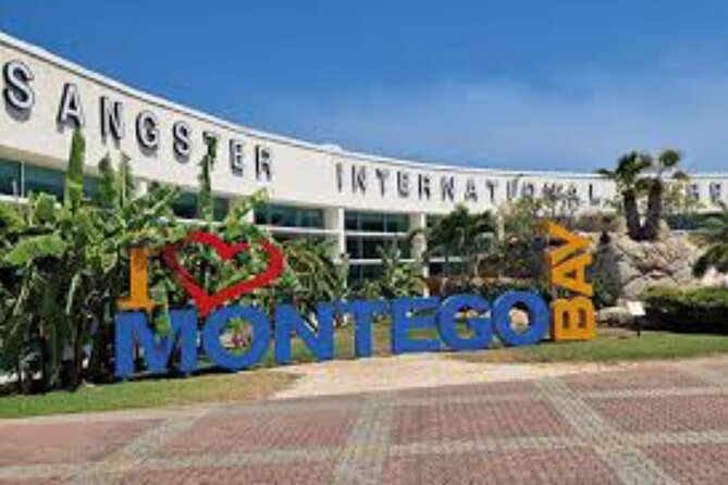 Private Airport Transfers to/from Hotels in Montego Bay - Private does not always mean a small car