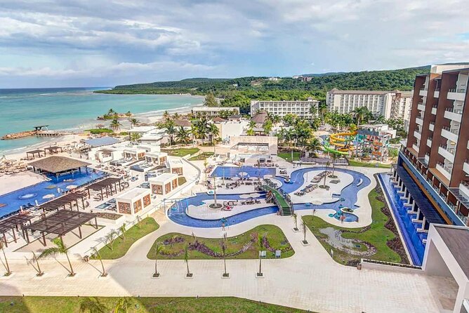 Private Airport Transfers to Royalton Blue Waters and White Sand - Key points to know before you book