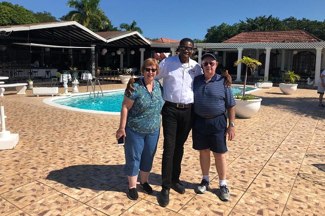 Private Authentic Down-to-Earth Half Day Tour in Montego Bay - Food stops that make the tour personal