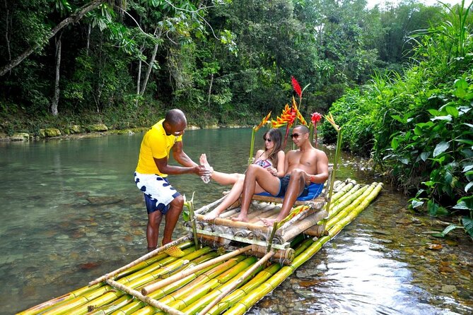 Private Bamboo Rafting along Great River with Pickup - Riding the 30-foot bamboo raft