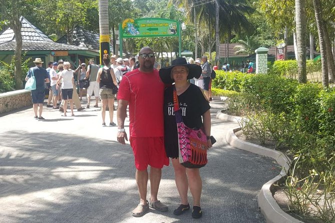 Private & Customize Tour to Bob Marley's Nine Mile and Dunn's River Falls - The road from Montego Bay to Nine Mile
