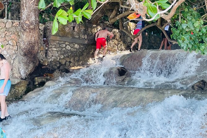 Private Dunn’s River Falls Experience + Blue Hole Secret falls - Why the Blue Hole and Dunn’s River pairing works