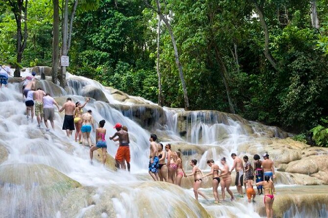 Private Dunn's River Falls Jamaica - Climbing a waterfall that ends at the beach
