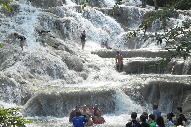Private Dunn's River Falls Jamaica - Who will enjoy this outing most?