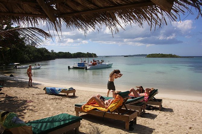 Private Half Moon Beach Tour from Montego Bay - Half Moon Beach: two hours on soft white sand