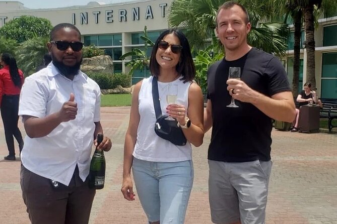 Private: Montego Bay Airport- Negril Resorts on the beach - Why the Direct Resort Drop-Off Matters