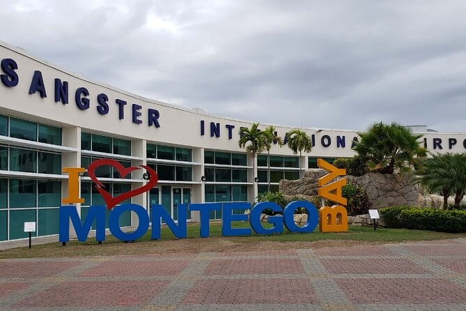 Private Montego Bay Airport Transfer To Hotels in Falmouth - What the arrival transfer feels like