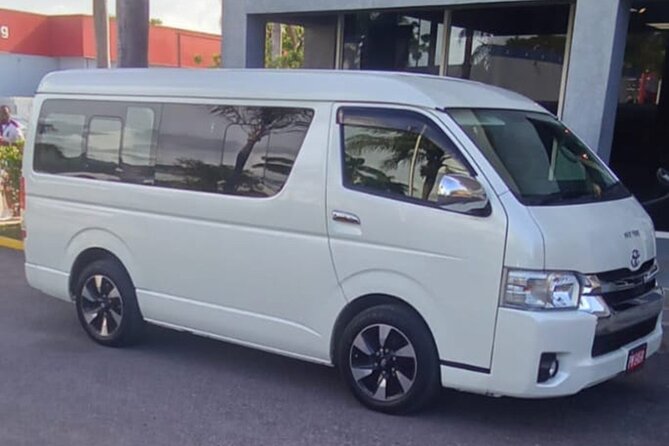 Private Montego Bay Airport Transfer to Montego Bay Hotels - Leaving Sangster Airport without the usual arrival fuss